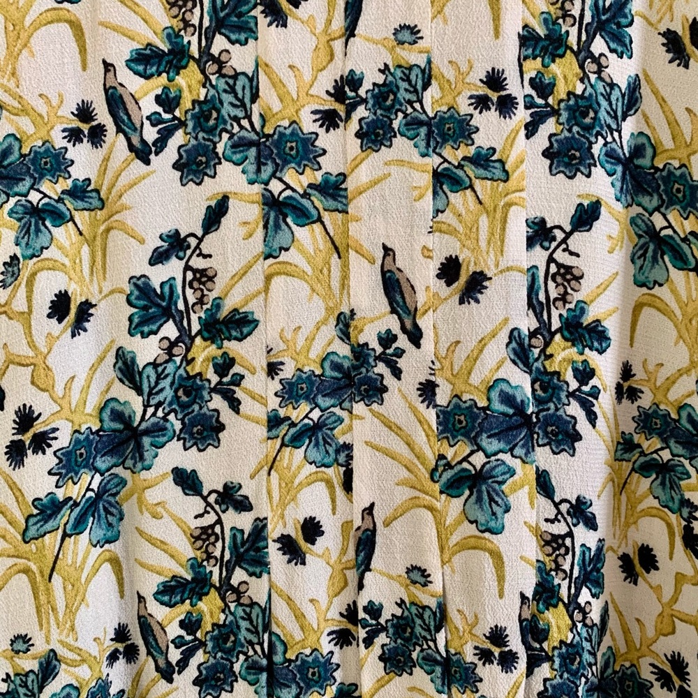 Ivory patterned button down top - Picture 5 of 6